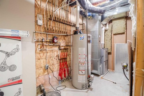 1231 21 Street, Bowden, AB - Indoor Photo Showing Basement