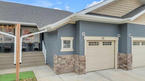 39 Golden Crescent, Red Deer, AB - Outdoor