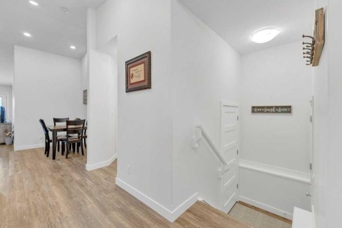 39 Golden Crescent, Red Deer, AB - Indoor Photo Showing Other Room