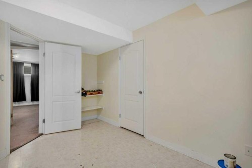 132 Sabre Road, Springbrook, AB - Indoor