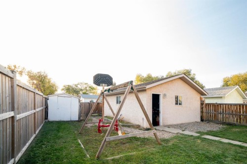 14 Edgington Avenue, Red Deer, AB - Outdoor With Exterior