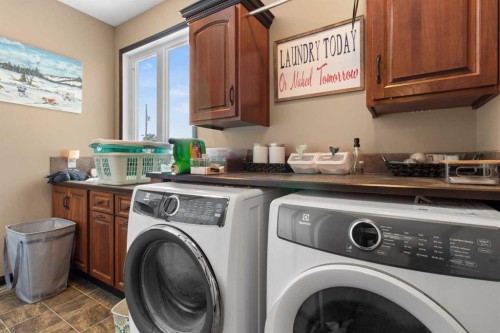 2120 18 Avenue, Delburne, AB - Indoor Photo Showing Laundry Room
