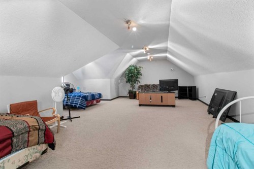 2120 18 Avenue, Delburne, AB - Indoor