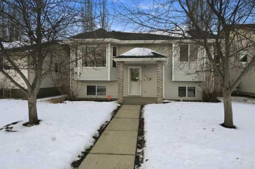 72 Dempsey Street, Red Deer, AB - Outdoor