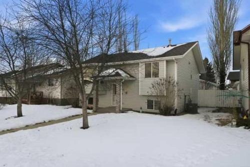 72 Dempsey Street, Red Deer, AB - Outdoor