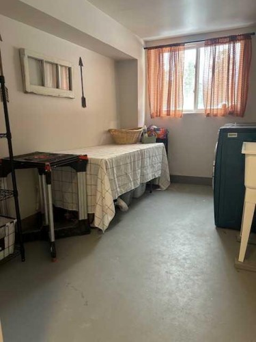392005 6-5 Range, Rural Clearwater County, AB - Indoor Photo Showing Bedroom