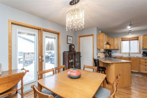 24 Dynes Street, Red Deer, AB - Indoor Photo Showing Dining Room