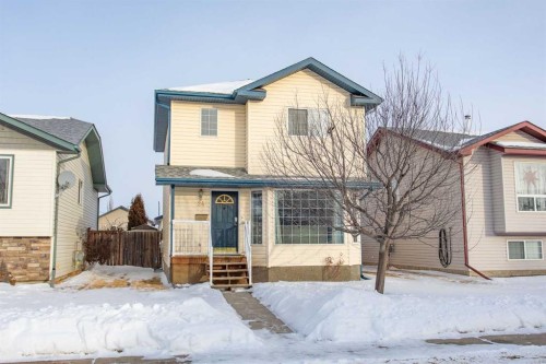24 Dynes Street, Red Deer, AB - Outdoor