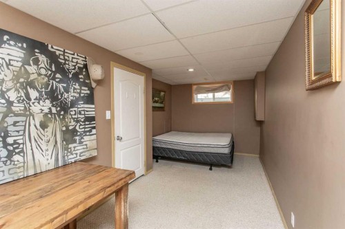 24 Dynes Street, Red Deer, AB - Indoor