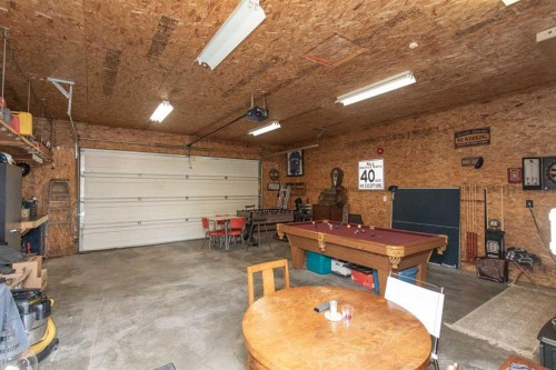 24 Dynes Street, Red Deer, AB - Indoor Photo Showing Garage