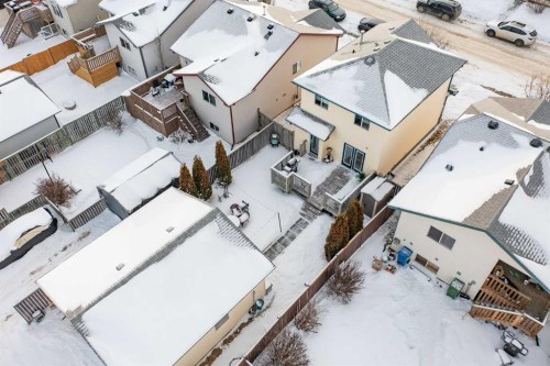 24 Dynes Street, Red Deer, AB - Outdoor