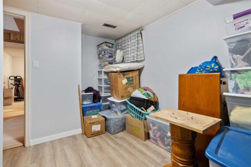 5615 49 Avenue, Killam, AB - Indoor