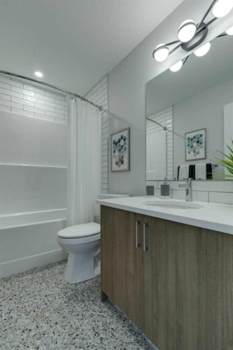 181 Mitchell Road Nw, Calgary, AB - Indoor Photo Showing Bathroom