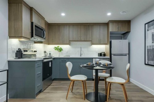 181 Mitchell Road Nw, Calgary, AB - Indoor