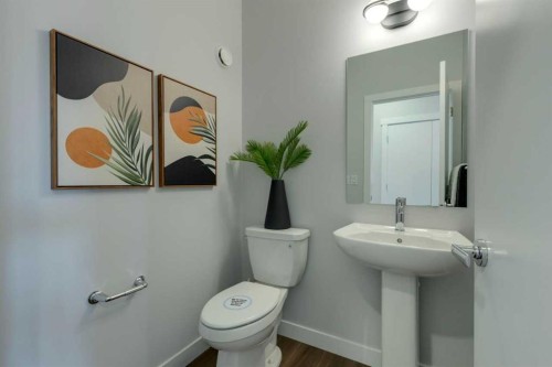 181 Mitchell Road Nw, Calgary, AB - Indoor Photo Showing Bathroom