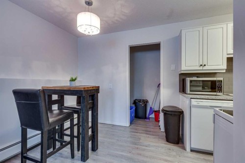 3-5 Stanton Street, Red Deer, AB - Indoor