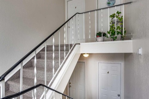 3-5 Stanton Street, Red Deer, AB - Indoor Photo Showing Other Room