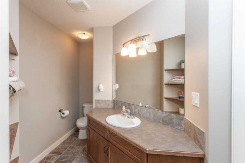 156 Long Close, Red Deer, AB - Indoor Photo Showing Bathroom