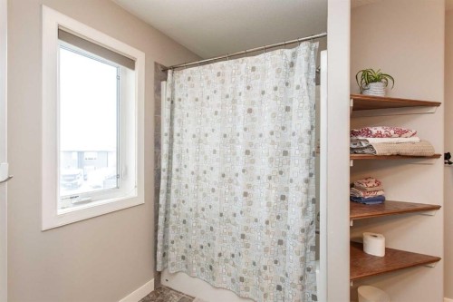 156 Long Close, Red Deer, AB - Indoor