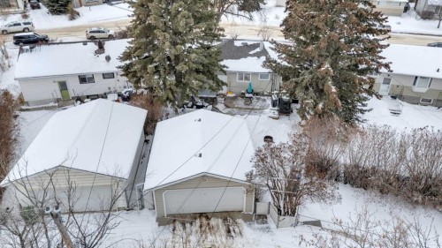 4121 38 Avenue, Red Deer, AB - Outdoor