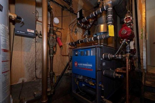 #101-304-5011 39 Street, Red Deer, AB - Indoor Photo Showing Basement