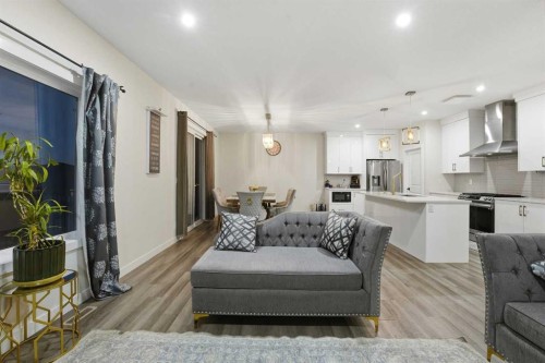 30 Thayer Close, Red Deer, AB 