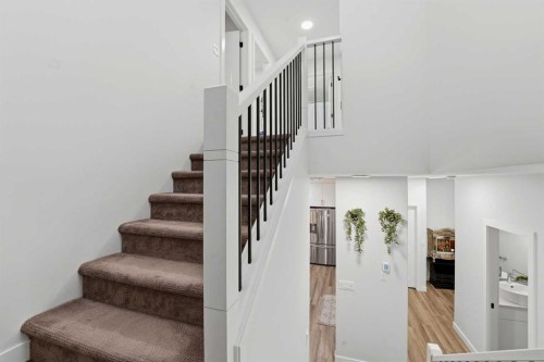 30 Thayer Close, Red Deer, AB 