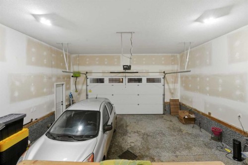 30 Thayer Close, Red Deer, AB 