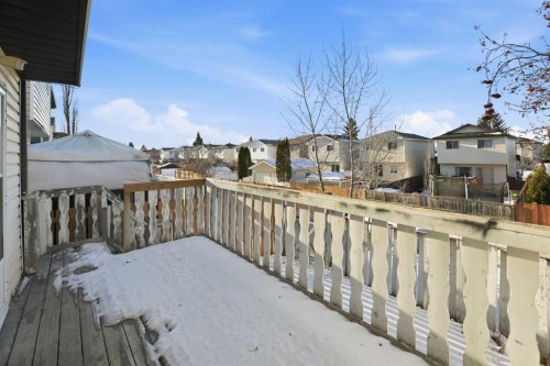 7352 59 Avenue, Red Deer, AB - Outdoor