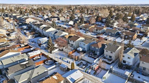 7352 59 Avenue, Red Deer, AB - Outdoor With View