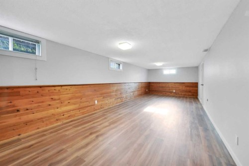 112 Barrett Drive, Red Deer, AB - Indoor