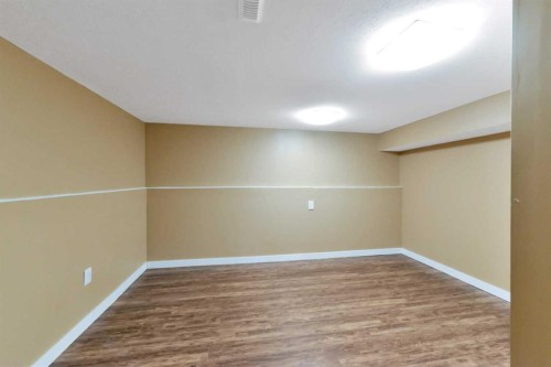112 Barrett Drive, Red Deer, AB - Indoor
