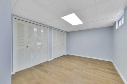 112 Barrett Drive, Red Deer, AB - Indoor Photo Showing Other Room