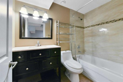 112 Barrett Drive, Red Deer, AB - Indoor Photo Showing Bathroom