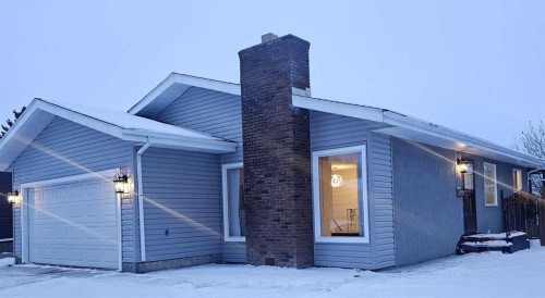 112 Barrett Drive, Red Deer, AB - Outdoor