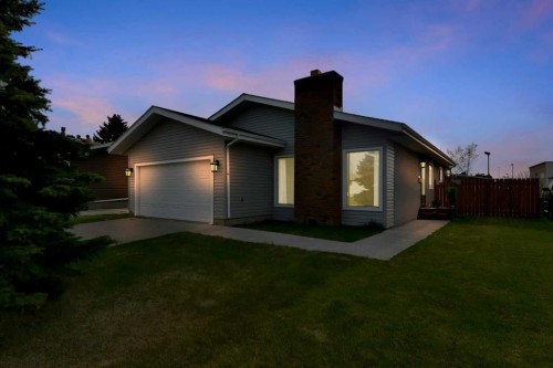 112 Barrett Drive, Red Deer, AB - Outdoor