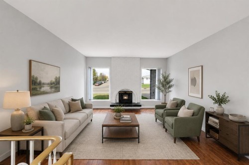 112 Barrett Drive, Red Deer, AB - Indoor Photo Showing Living Room