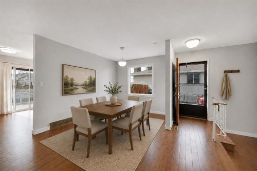 112 Barrett Drive, Red Deer, AB - Indoor Photo Showing Dining Room