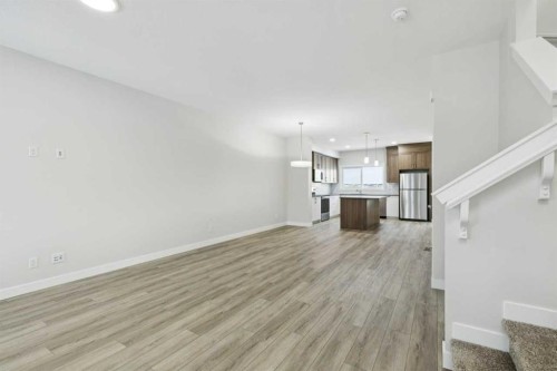 309 Cobblestone Gate Sw, Airdrie, AB - Indoor