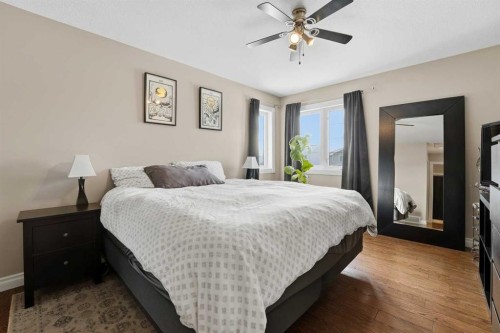 35 Windermere Close, Red Deer, AB - Indoor Photo Showing Bedroom