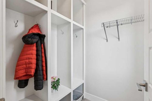 38 Yarrow Gate, Rural Rocky View County, AB - Indoor