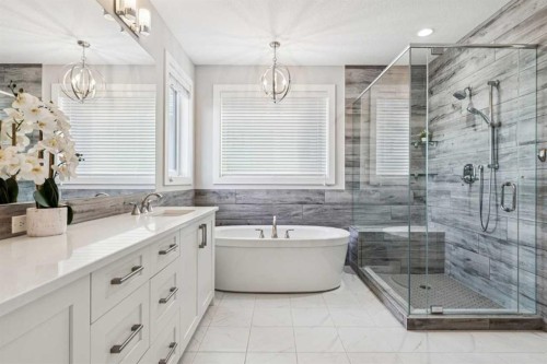 38 Yarrow Gate, Rural Rocky View County, AB - Indoor Photo Showing Bathroom