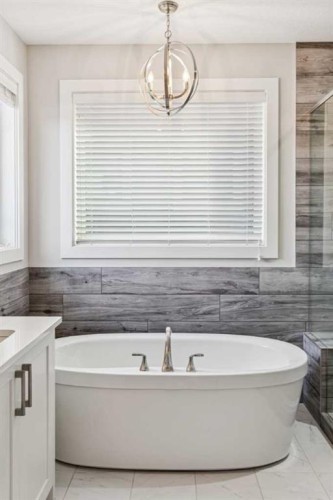 38 Yarrow Gate, Rural Rocky View County, AB - Indoor Photo Showing Bathroom