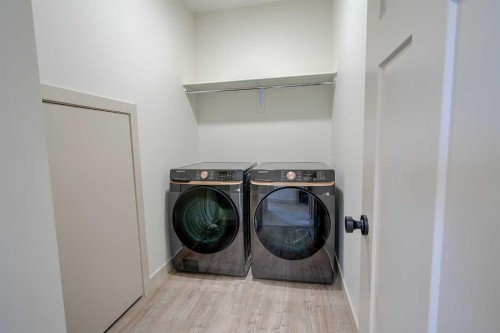 18 Trout Avenue, Red Deer, AB - Indoor Photo Showing Laundry Room