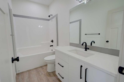 18 Trout Avenue, Red Deer, AB - Indoor Photo Showing Bathroom