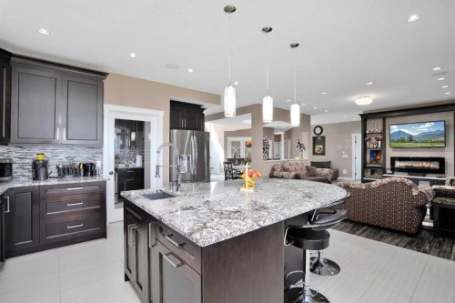 242-27240 Township Road 392, Rural Red Deer County, AB - Indoor Photo Showing Kitchen With Upgraded Kitchen