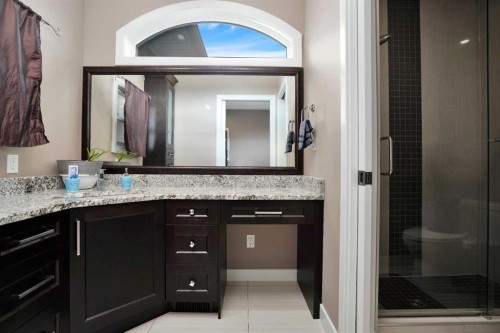 242-27240 Township Road 392, Rural Red Deer County, AB - Indoor Photo Showing Bathroom