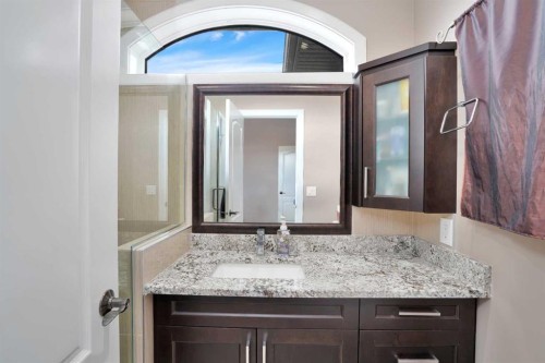 242-27240 Township Road 392, Rural Red Deer County, AB - Indoor Photo Showing Bathroom