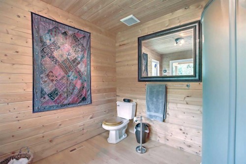 53309 A 65 Range, Gainford, AB - Indoor Photo Showing Bathroom