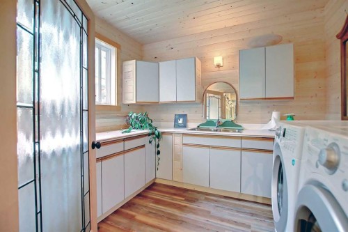 53309 A 65 Range, Gainford, AB - Indoor